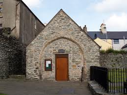 St_Cybis_eglyws_y_bedd